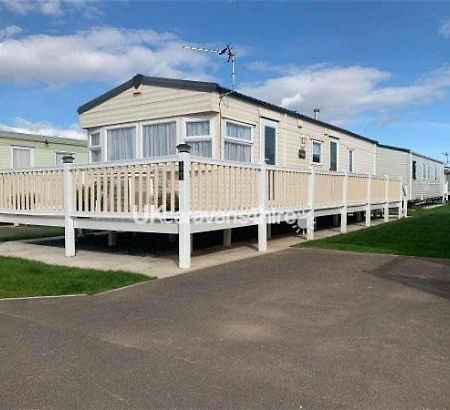 Lets Go Caravans Chapel St. Leonards Exterior foto